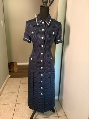 Vintage Navy Polka Dot Button-Front collared Dress w mother of pearl buttons